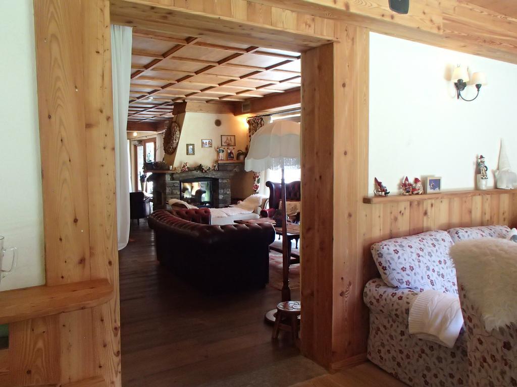 Le Rocher Hotel Champoluc Kültér fotó
