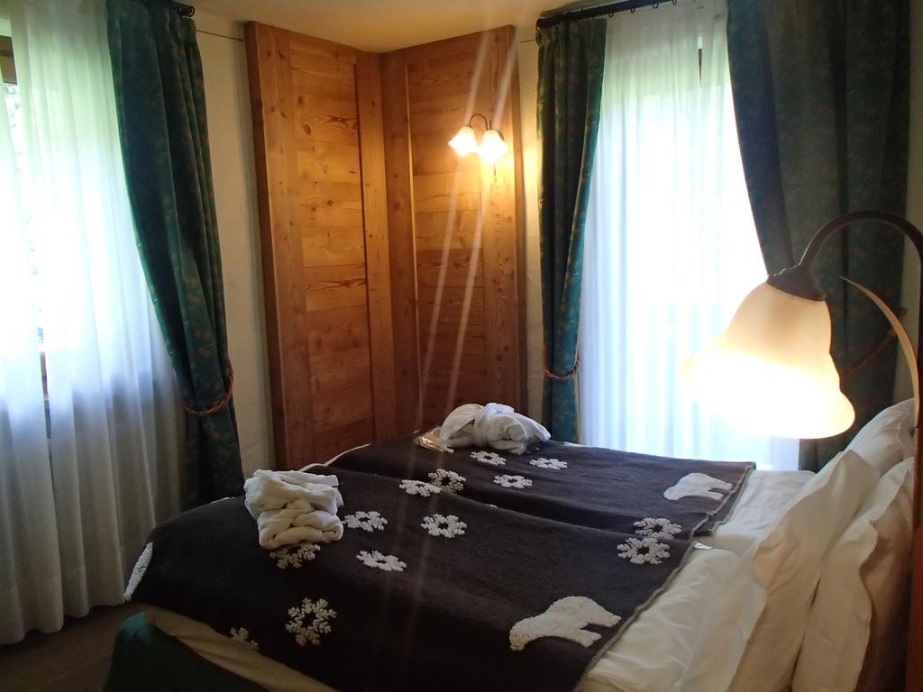 Le Rocher Hotel Champoluc Kültér fotó