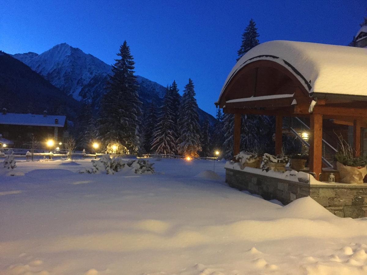 Le Rocher Hotel Champoluc Kültér fotó